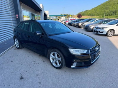 Audi A3 Sportback 1.6 TDI 116 CV Sport (3)