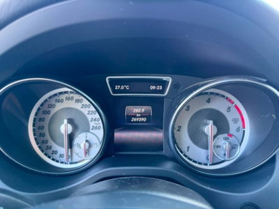 Mercedes-Benz CLA 200 CDI Premium (10)