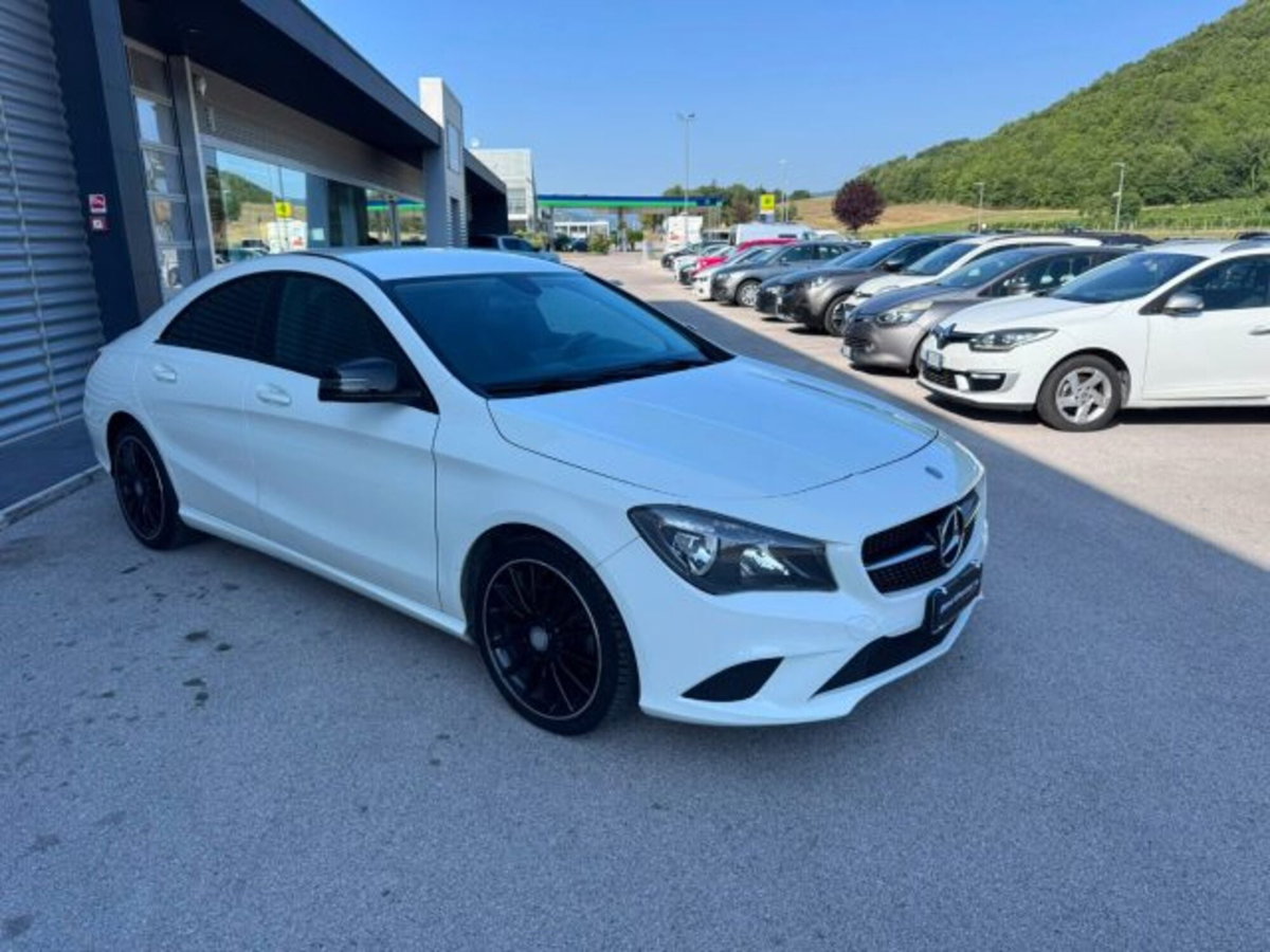 Mercedes-Benz CLA 200 CDI Premium (3)
