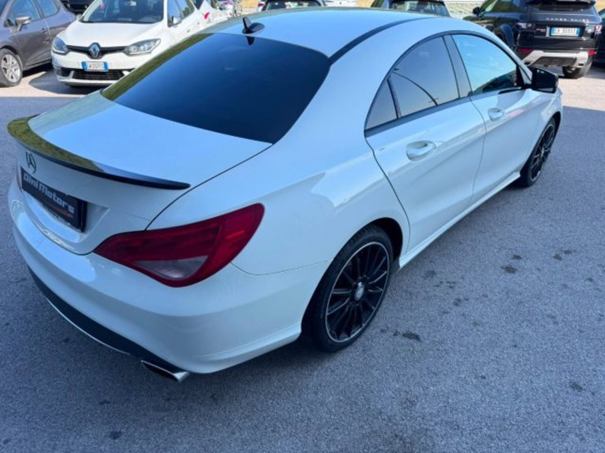Mercedes-Benz CLA 200 CDI Premium (5)