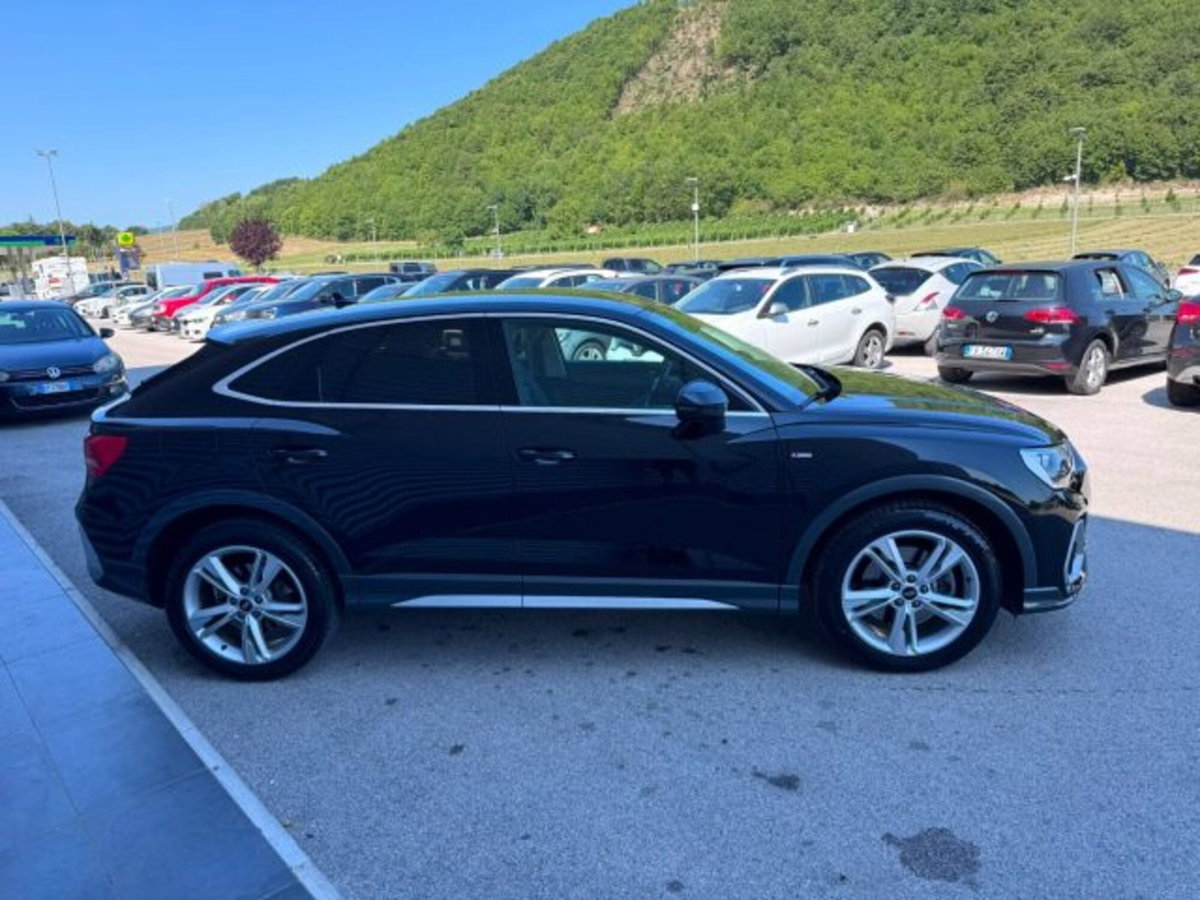Audi Q3 Sportback 35 2.0 tdi S line edition s-tronic (4)