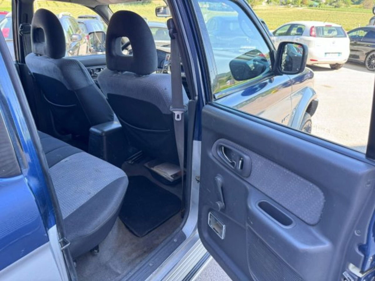 Mitsubishi L200 2.5 TDI 4WD Double Cab Pick-up GLS (19)