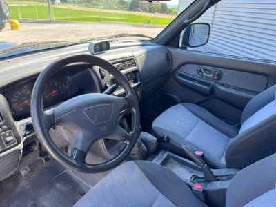 Mitsubishi L200 2.5 TDI 4WD Double Cab Pick-up GLS (9)