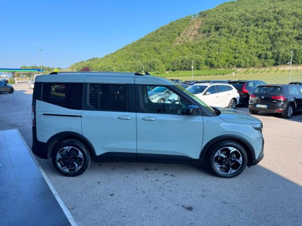 Ford Tourneo Courier 1.0 EcoBoost 100 CV Sport (4)