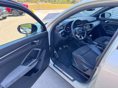 Audi Q3 Sportback 35 TDI quattro S tronic S line edition (16)