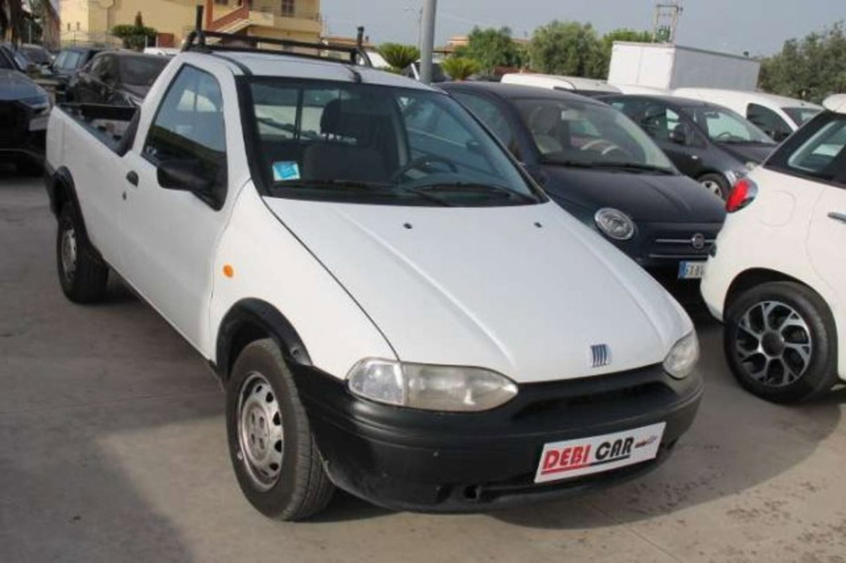 Fiat Strada 1.9 JTD Pick-up (3)