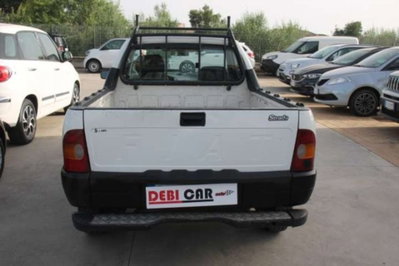 Fiat Strada 1.9 JTD Pick-up (5)