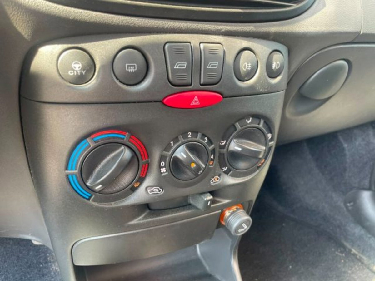 Fiat Punto Classic 1.2 5 porte Natural Power (6)