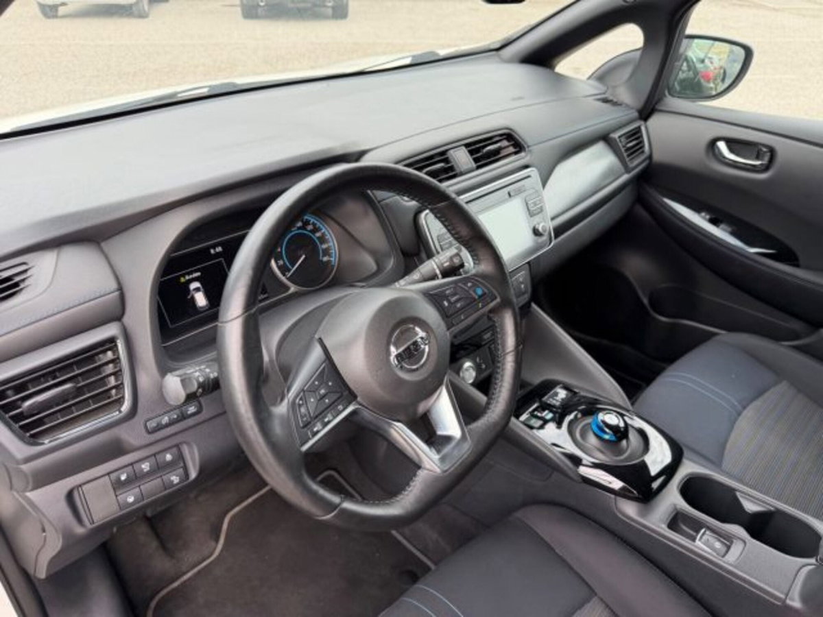 Nissan Leaf N-Connecta 40 kWh (9)