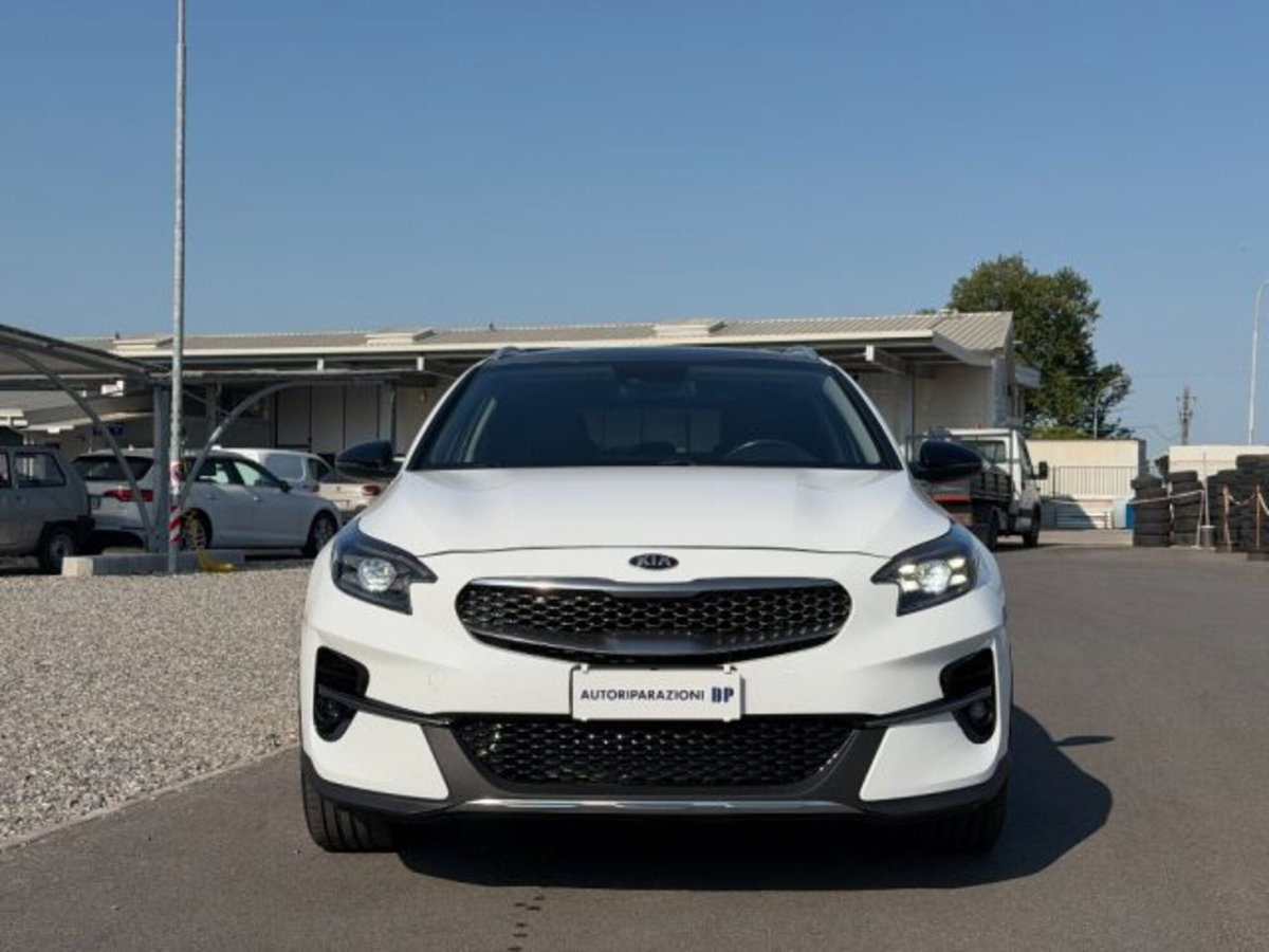 Kia XCeed 1.6 CRDi 136 CV DCT Evolution (2)