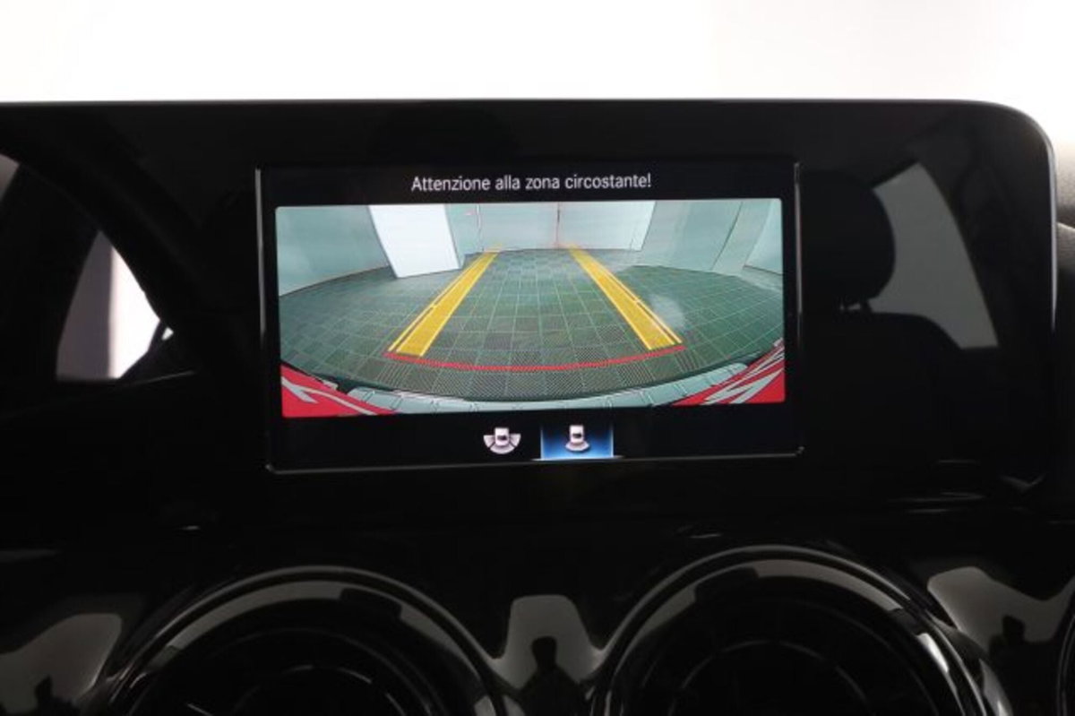 Mercedes-Benz CLA Shooting Brake 180 d Automatic Shooting Brake Business (10)