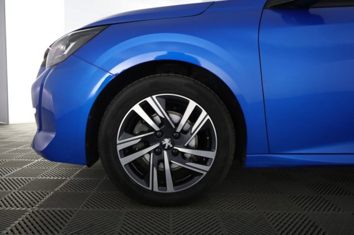 Peugeot 208 PureTech 100 Stop&Start EAT8 5 porte Allure Pack (8)