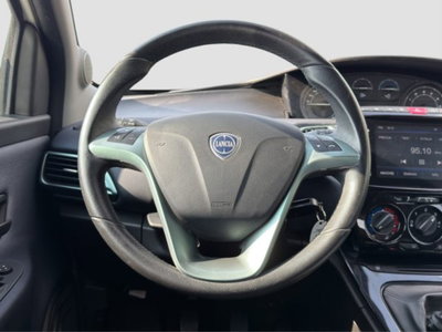 Lancia Ypsilon 1.0 FireFly 5 porte S&S Hybrid Gold Plus (13)
