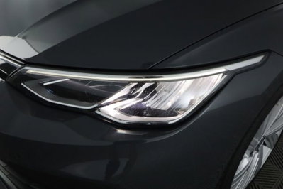 Volkswagen Golf Variant 1.0 eTSI EVO DSG Life (9)