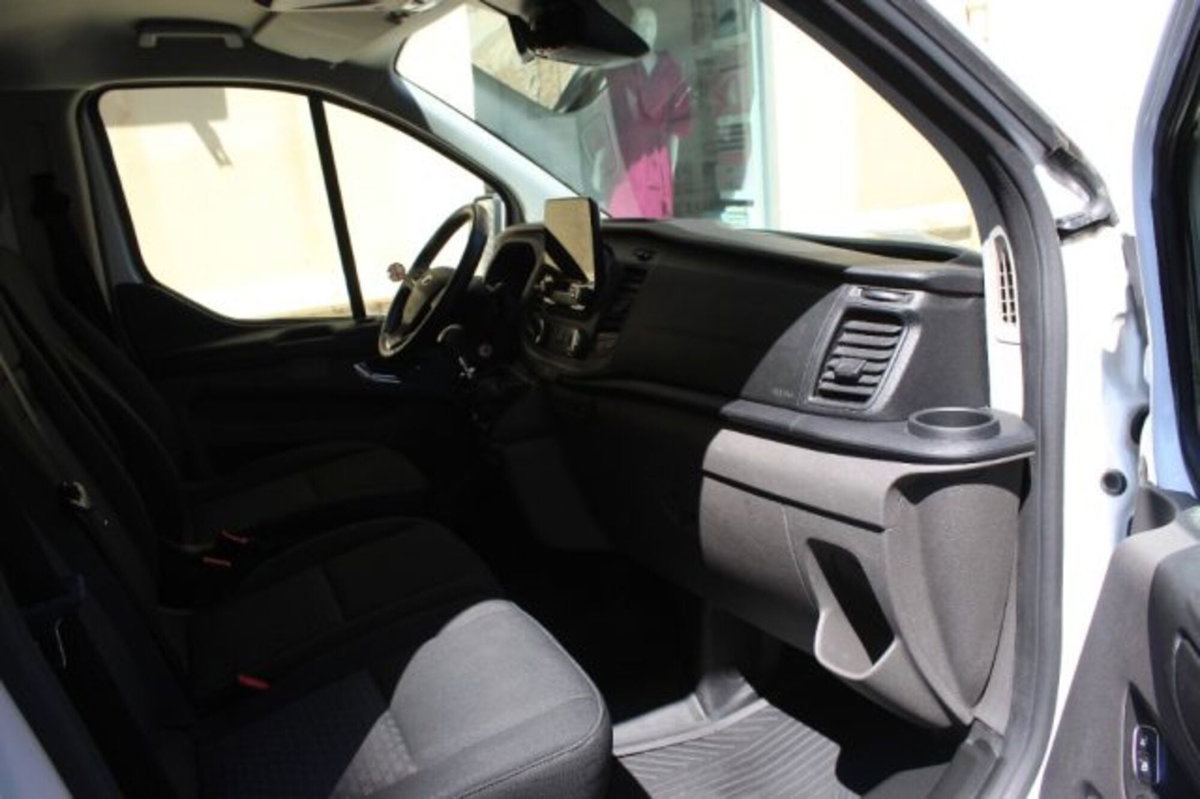 Ford Transit Custom Furgone 320 2.0 EcoBlue PL Combi Trend (7)