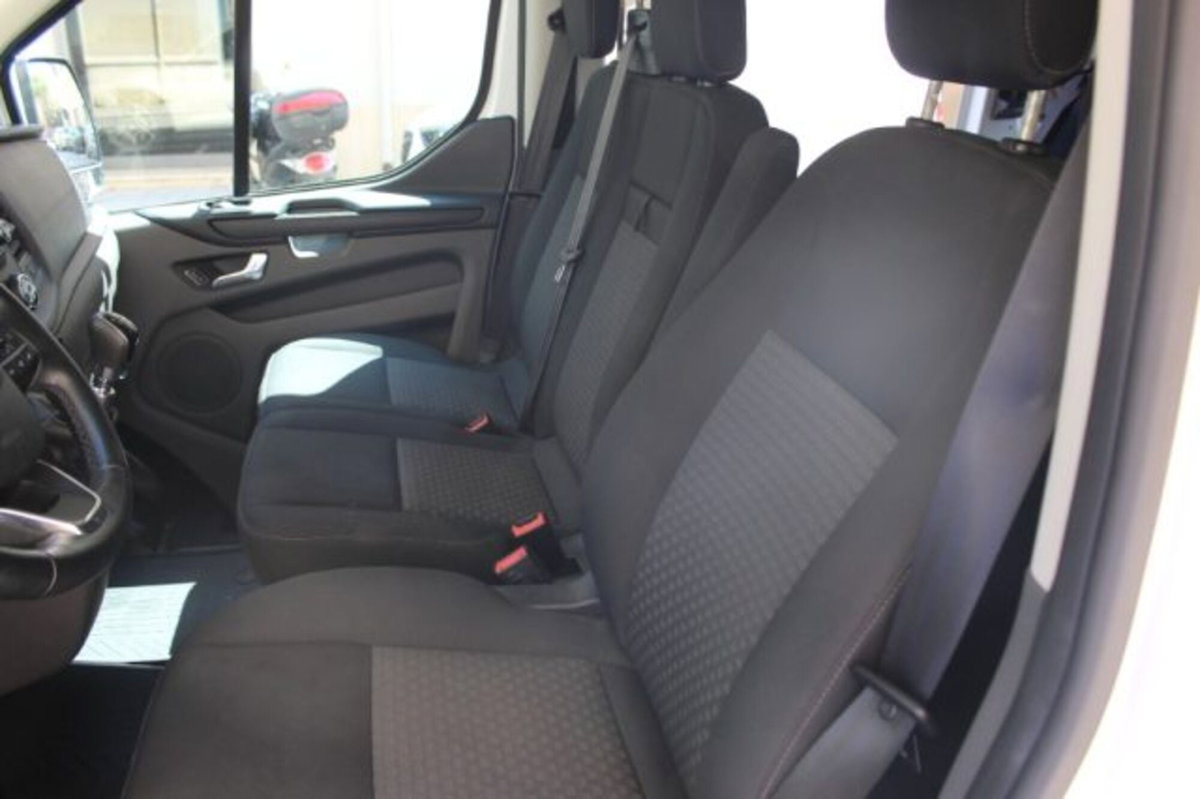 Ford Transit Custom Furgone 320 2.0 EcoBlue PL Combi Trend (9)