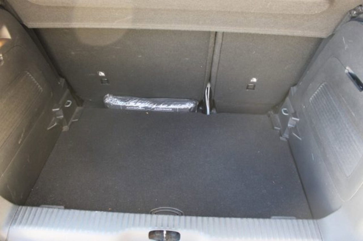 Citroen C3 Aircross BlueHDi 120 S&S EAT6 Shine Pack (6)