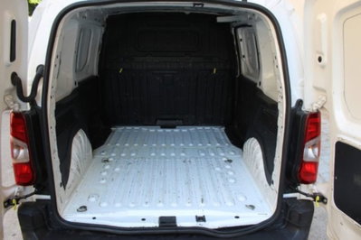 Opel Combo Furgone Cargo 1.5 Diesel 100CV S&S PC 1000kg Edition (5)