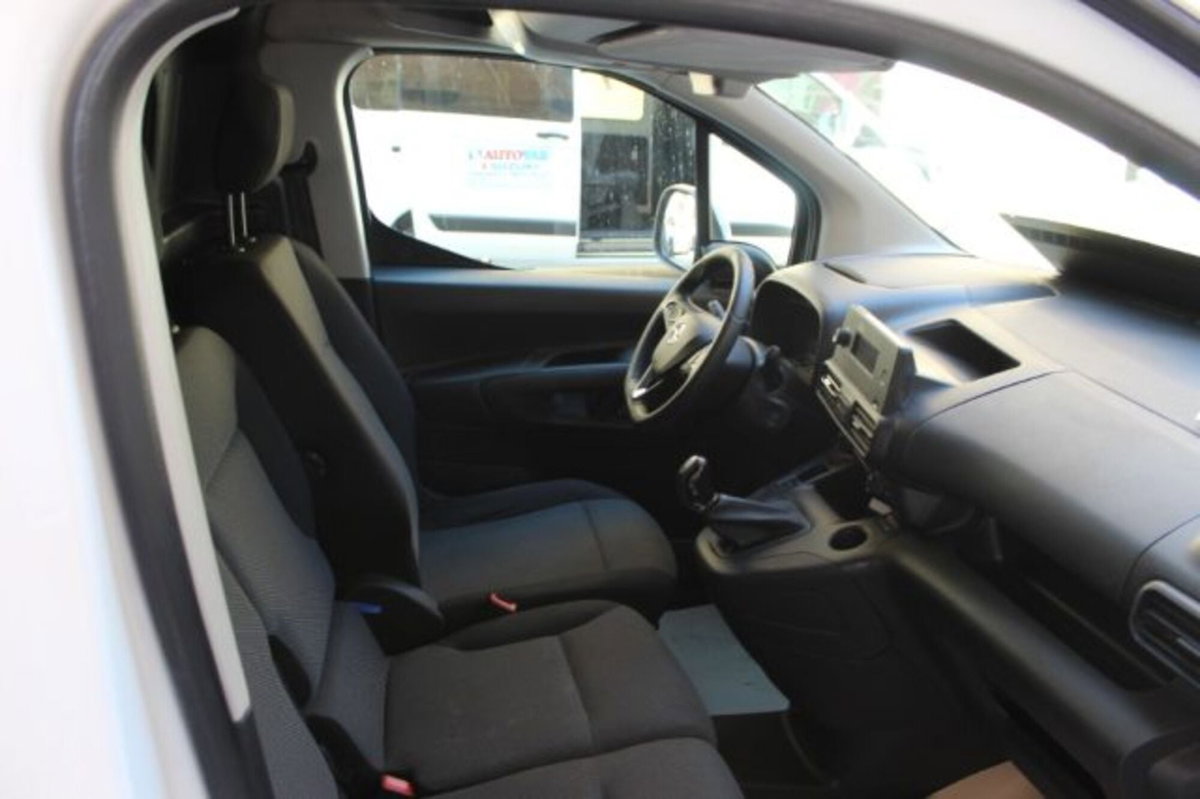 Opel Combo Furgone Cargo 1.5 Diesel 100CV S&S PC 1000kg Edition (7)
