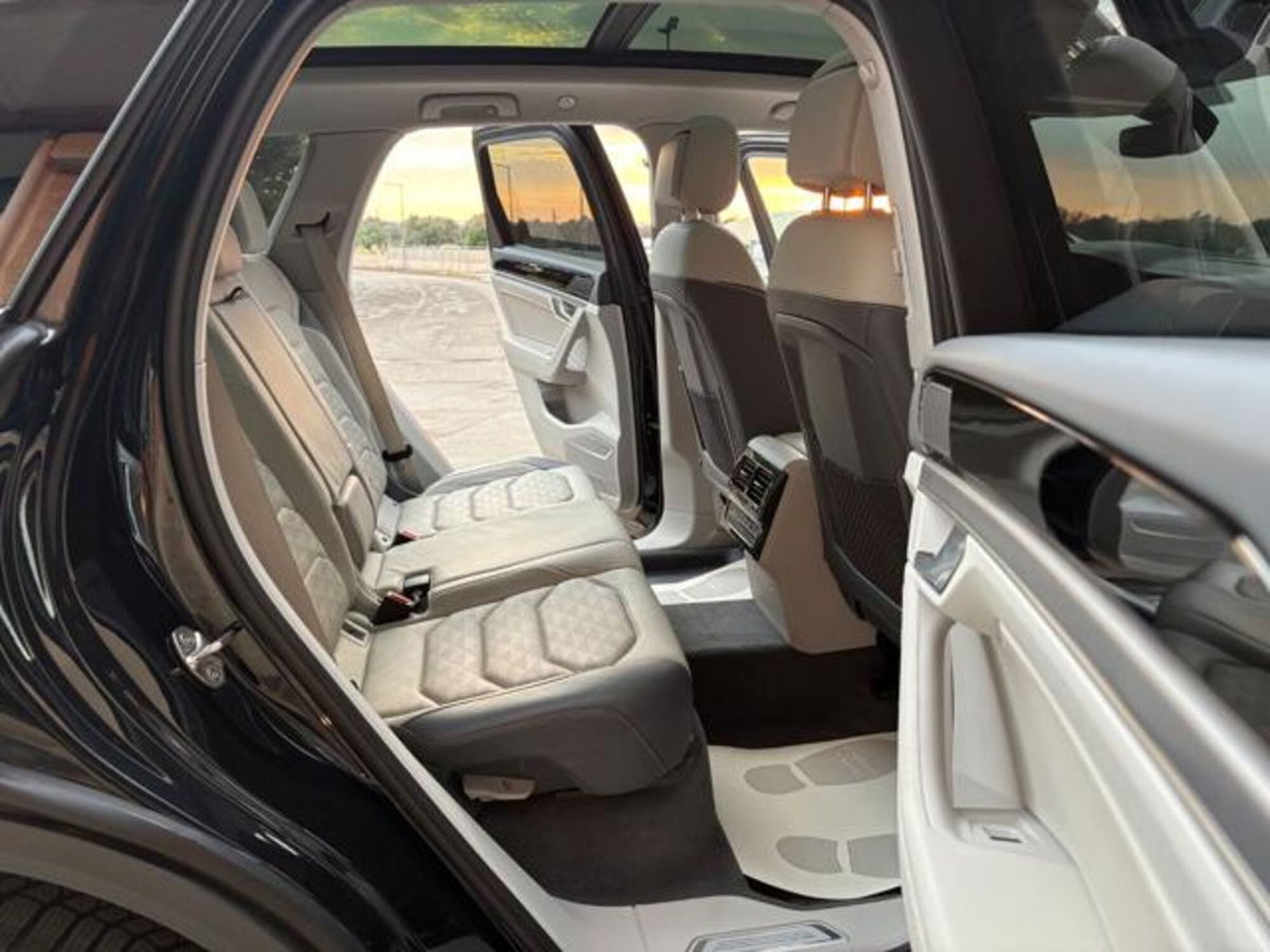 Volkswagen Touareg 3.0 V6 TDI SCR Elegance (13)