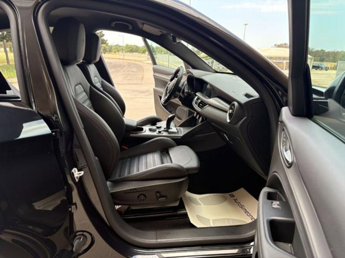 Alfa Romeo Stelvio Stelvio 2.2 Turbodiesel 210 CV AT8 Q4 Veloce (9)