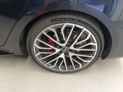 Audi A6 40 2.0 TDI quattro ultra S tronic Business Plus (10)