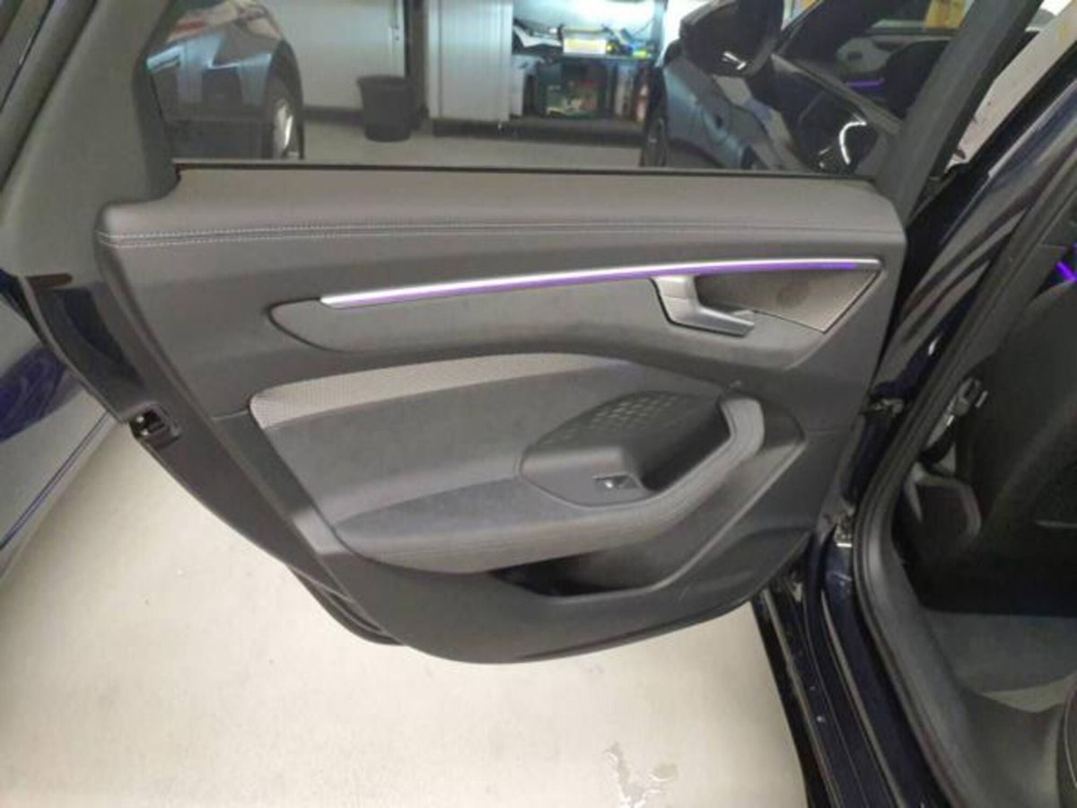 Audi A6 40 2.0 TDI quattro ultra S tronic Business Plus (11)