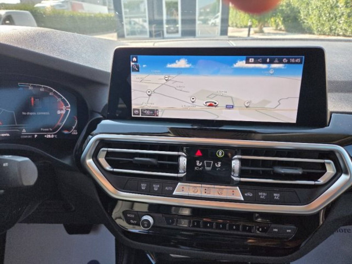 BMW X4 xDrive20d 48V (8)