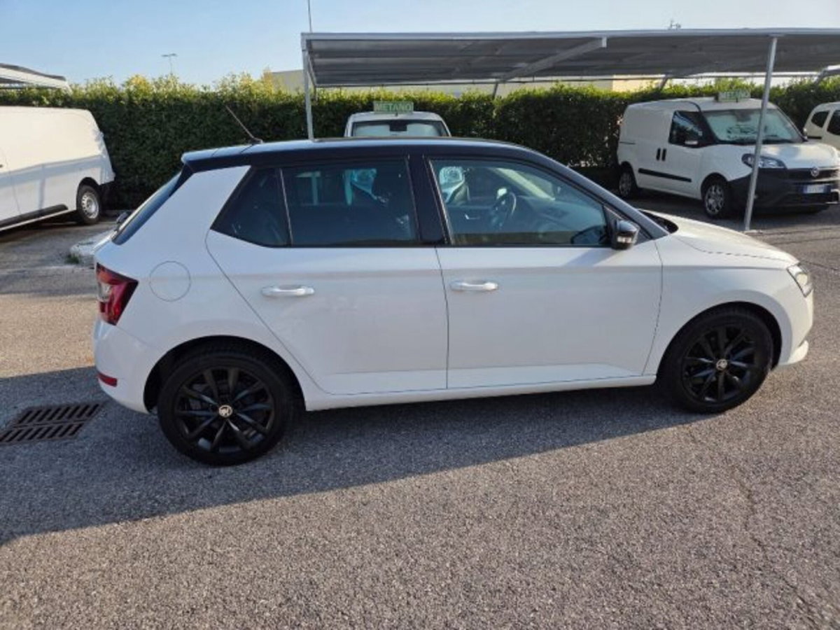 Skoda Fabia 1.0 MPI 60 CV Twin Color Design Edition Nero (8)