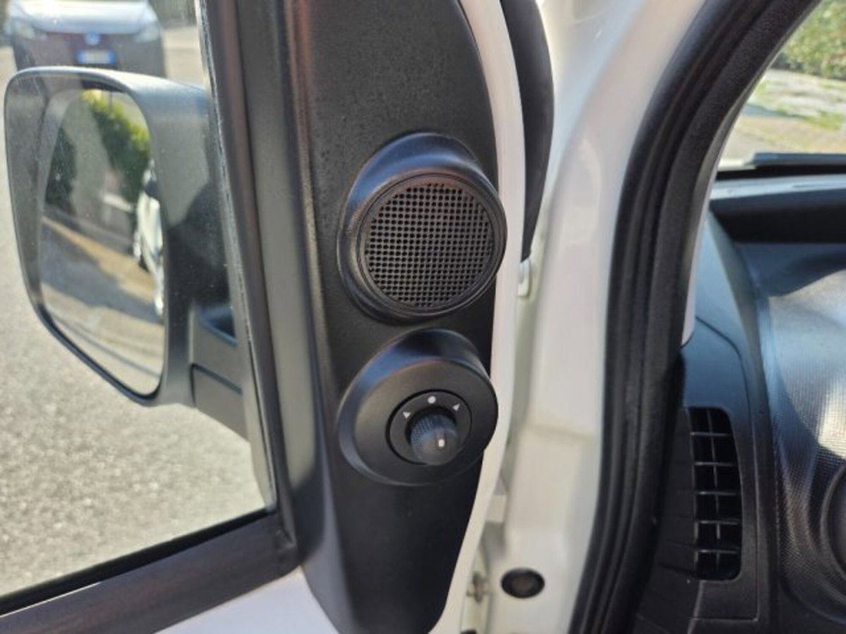 Fiat Fiorino 1.4 8V CNG 70CV Cargo SX (14)