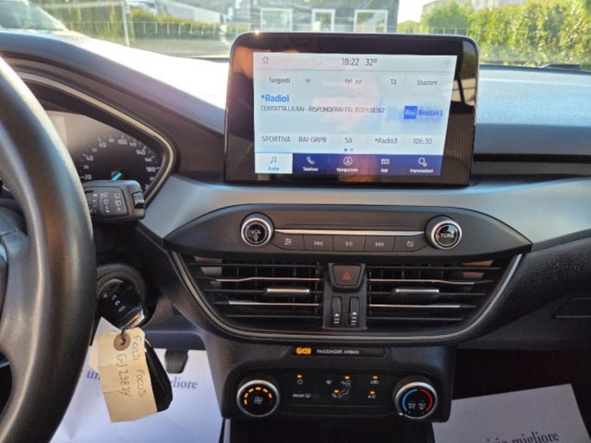 Ford Focus Station Wagon 1.5 EcoBlue 120 CV automatico SW Business (10)