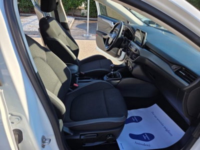 Ford Focus Station Wagon 1.5 EcoBlue 120 CV automatico SW Business (18)