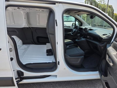 Opel Combo Furgone Cargo XL 1.5 Diesel 130CV PL 950kg Edition (7)
