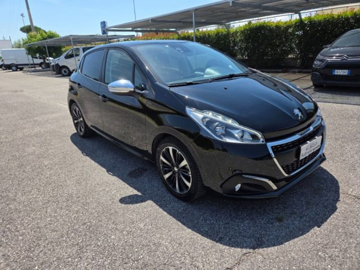 Peugeot 208 100 S&S 5 porte Signature (2)