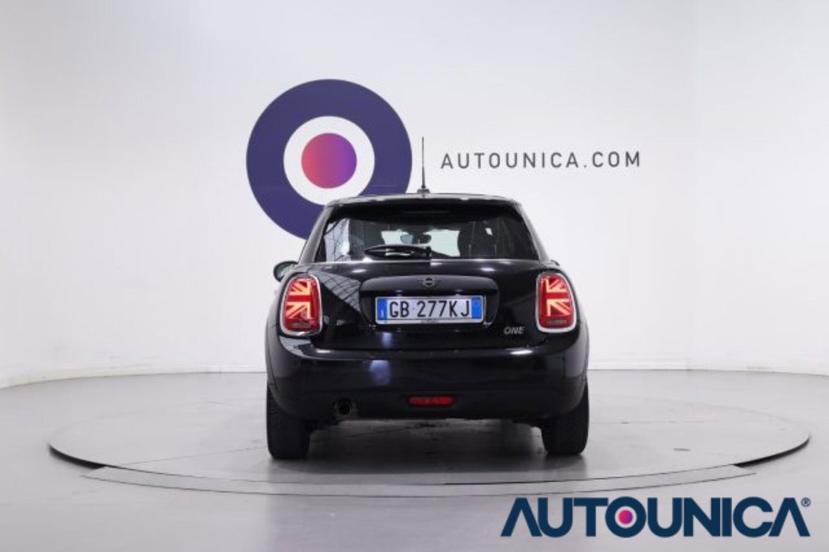 MINI Mini 1.5 One 75 CV 5 porte (16)