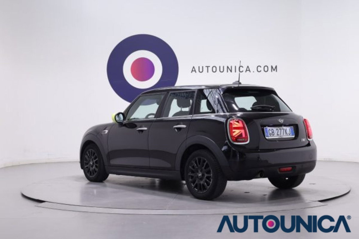 MINI Mini 1.5 One 75 CV 5 porte (17)