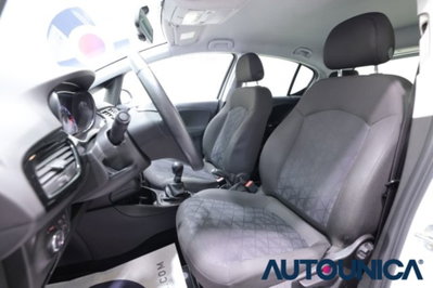 Opel Corsa 1.4 90CV GPL Tech 5 porte 120 Anniversary (6)