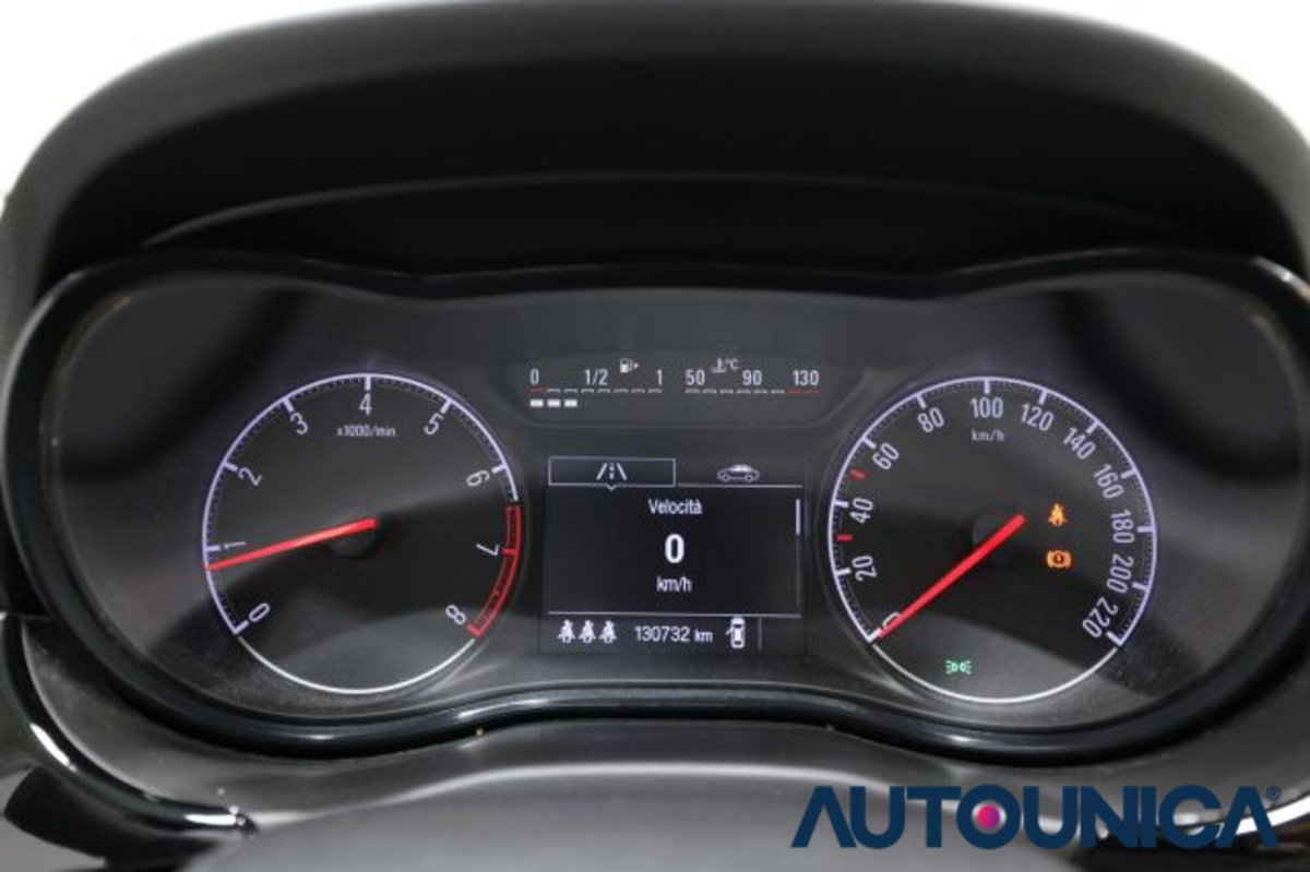 Opel Corsa 1.4 90CV GPL Tech 5 porte 120 Anniversary (8)
