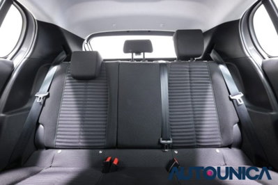 Peugeot 208 1.2 puretech Active s&s 75cv (11)
