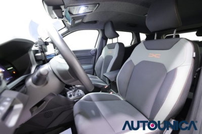 Dacia Duster 1.2 mild hybrid Extreme 4x4 130cv (6)