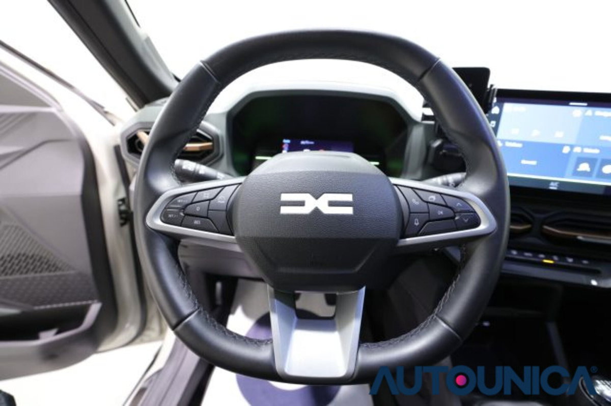 Dacia Duster 1.2 mild hybrid Extreme 4x4 130cv (7)