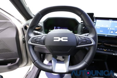 Dacia Duster 1.2 mild hybrid Extreme 4x4 130cv (7)