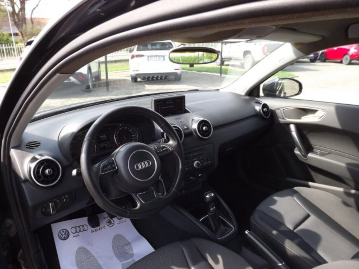 Audi A1 1.2 TFSI Ambition (10)