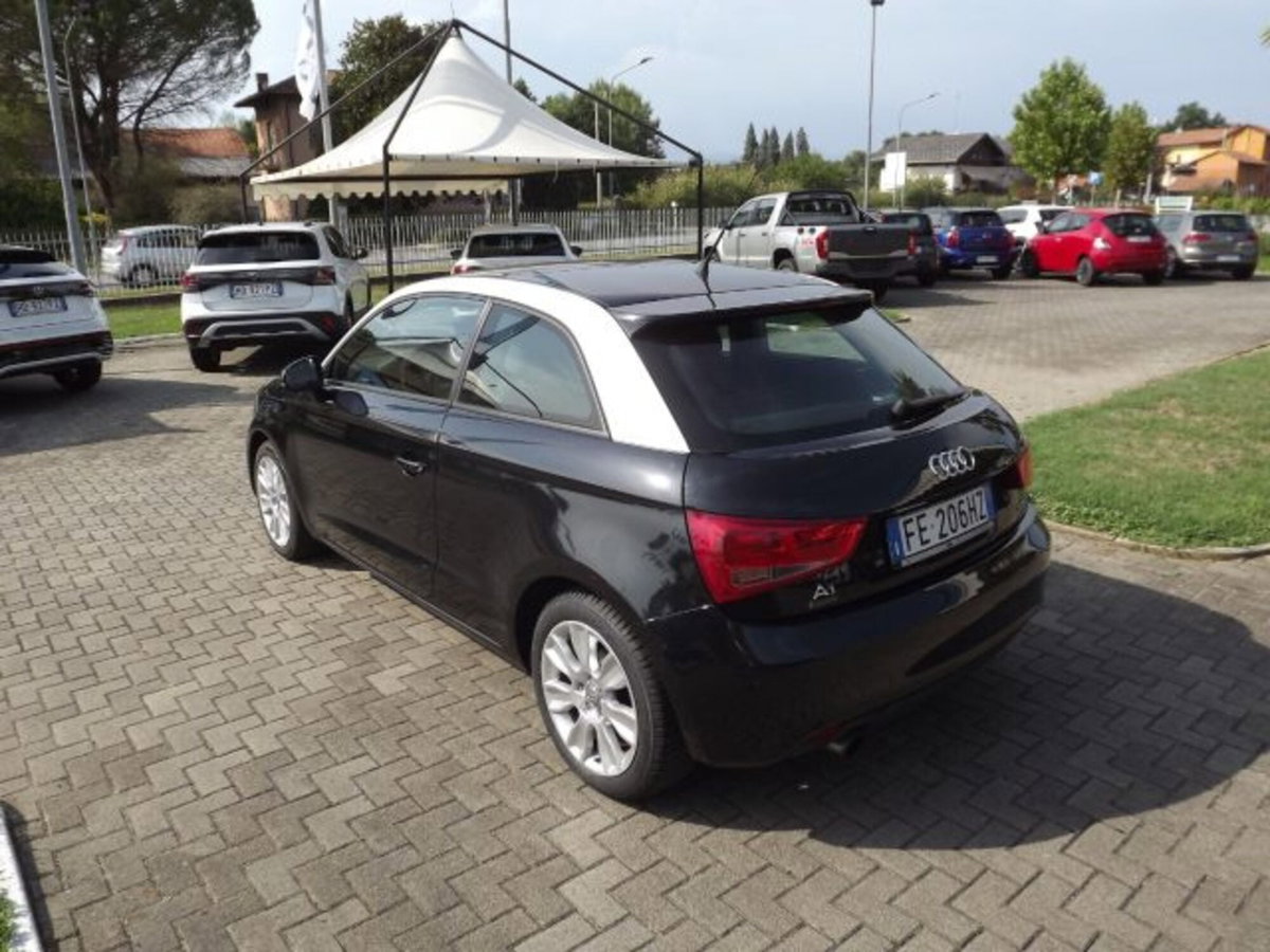 Audi A1 1.2 TFSI Ambition (4)