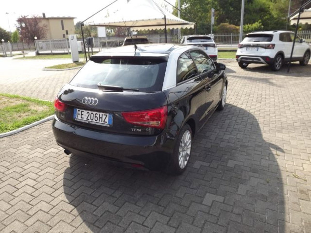 Audi A1 1.2 TFSI Ambition (6)