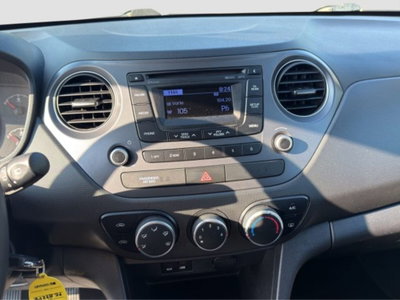 Hyundai i10 1.0 LPGI Econext Login (16)