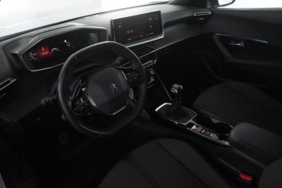 Peugeot 2008 PureTech 100 S&S Allure Pack (9)