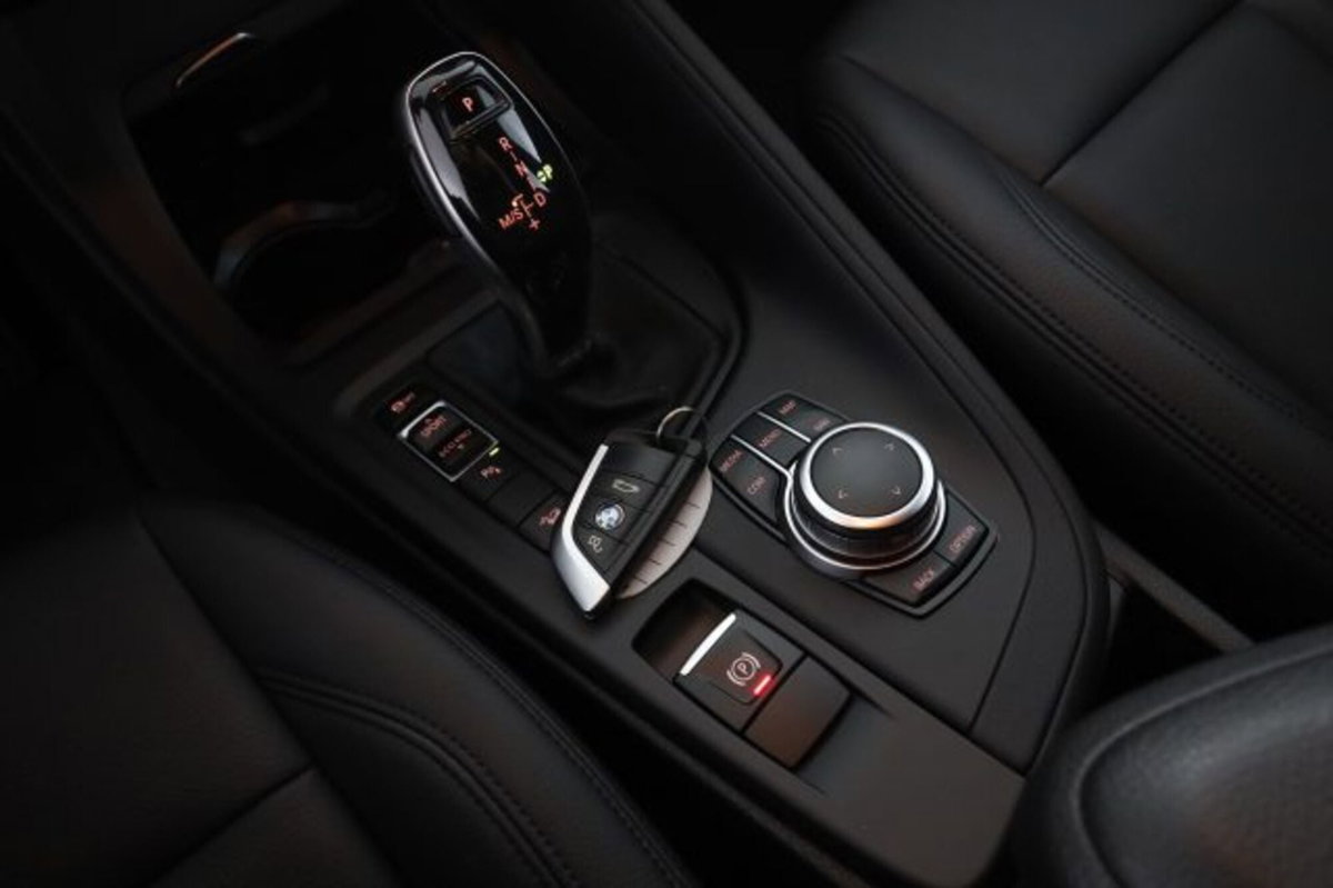 BMW X1 xDrive20d Business Advantage (13)
