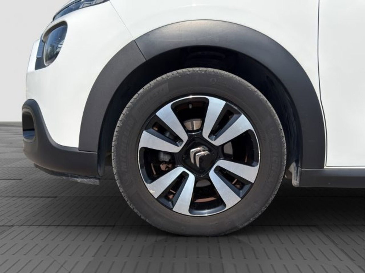 Citroen C3 PureTech 110 S&S EAT6 Shine (16)