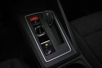 Volkswagen Golf Variant 1.0 eTSI EVO DSG Life (13)
